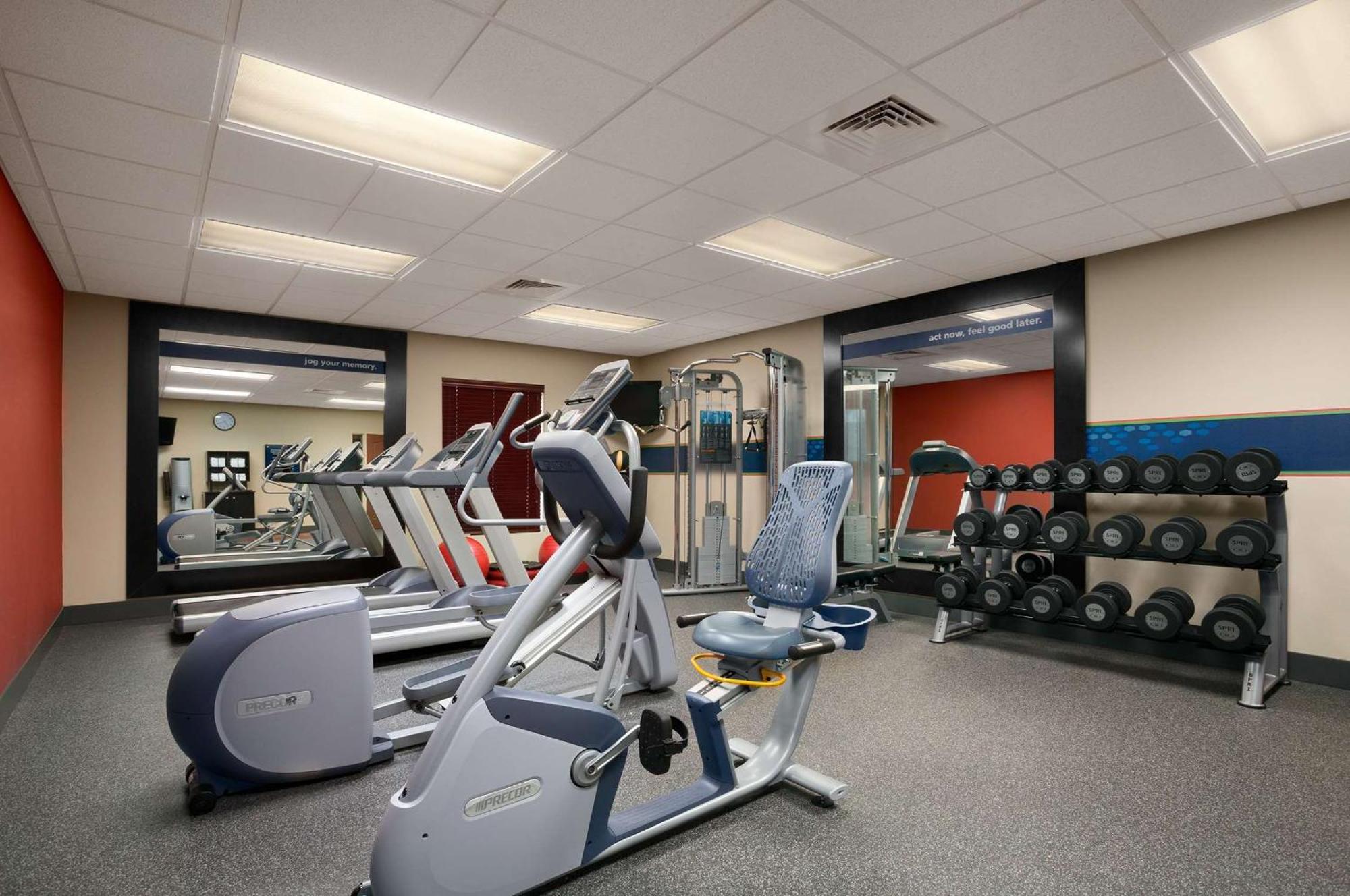 Hampton Inn Магнолия Экстерьер фото
