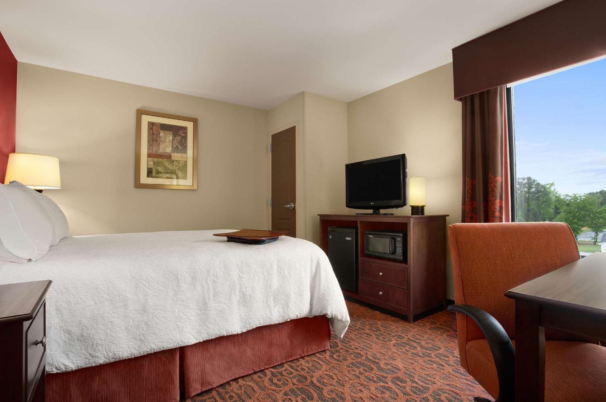 Hampton Inn Магнолия Экстерьер фото